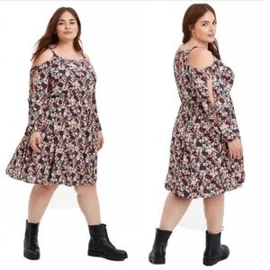 NWT Torrid Cold Shoulder Long Sleeve Skater Mini Dress Gauze Ditsy Floral Sz 3X
